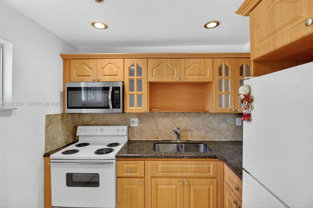 En Renta: $2,500 (2 camas, 2 baños, 840 Pies cuadrados)