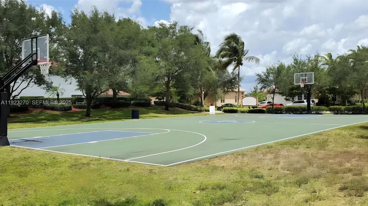 For Sale: $875,000 (4 beds, 3 baths, 2443 Square Feet)