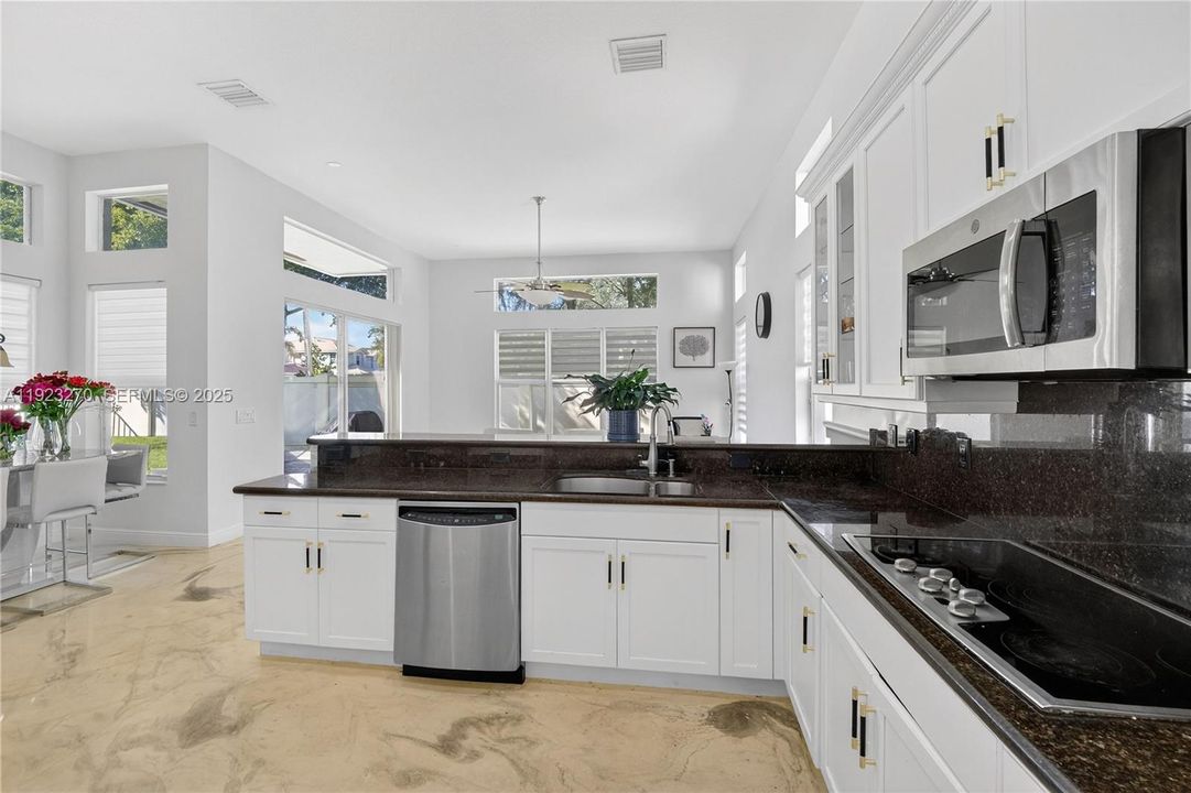 For Sale: $875,000 (4 beds, 3 baths, 2443 Square Feet)