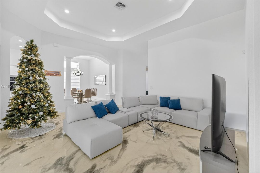 For Sale: $875,000 (4 beds, 3 baths, 2443 Square Feet)