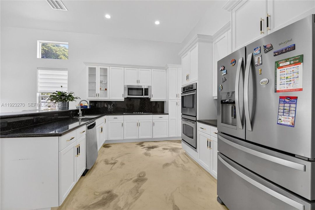 For Sale: $875,000 (4 beds, 3 baths, 2443 Square Feet)