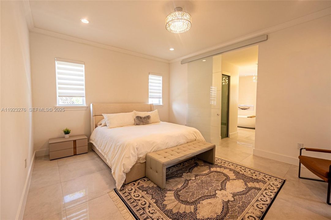 For Rent: $8,700 (5 beds, 3 baths, 2192 Square Feet)