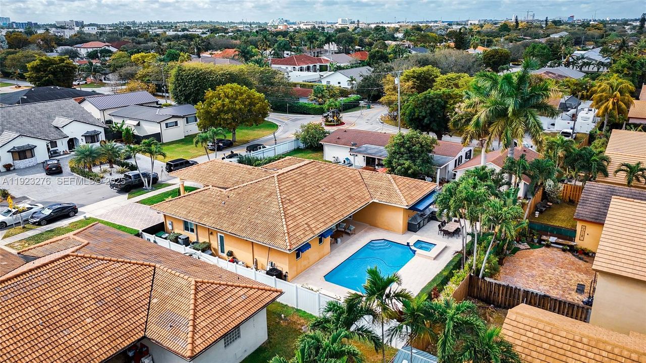 For Rent: $8,700 (5 beds, 3 baths, 2192 Square Feet)