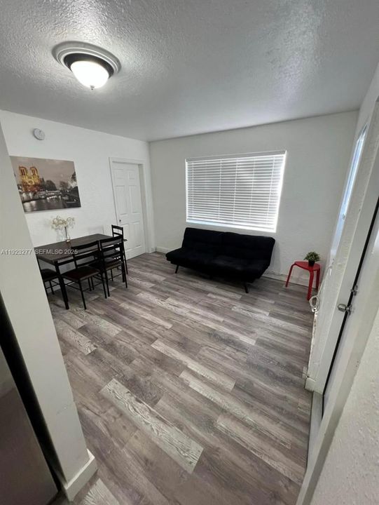 For Rent: $1,800 (2 beds, 1 baths, 0 Square Feet)