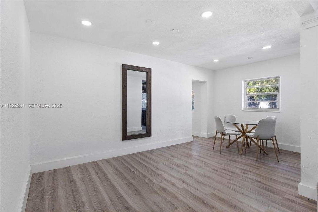 For Rent: $4,500 (4 beds, 2 baths, 2321 Square Feet)