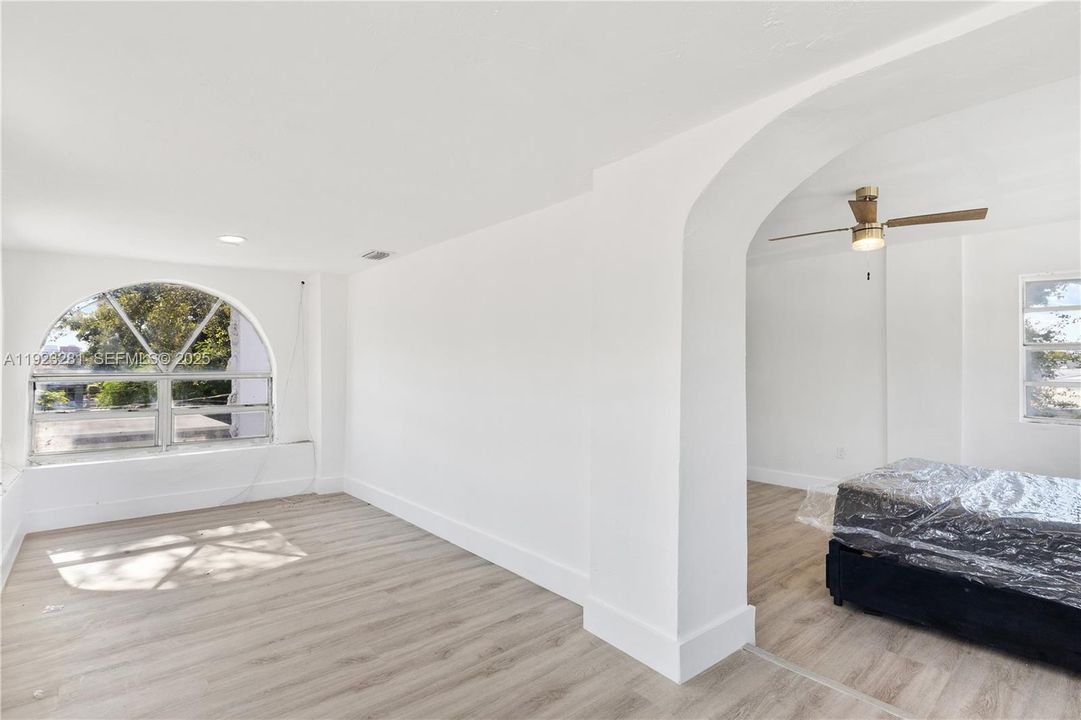 For Rent: $4,500 (4 beds, 2 baths, 2321 Square Feet)