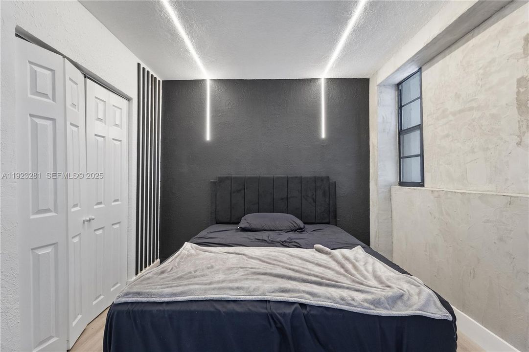 For Rent: $4,500 (4 beds, 2 baths, 2321 Square Feet)