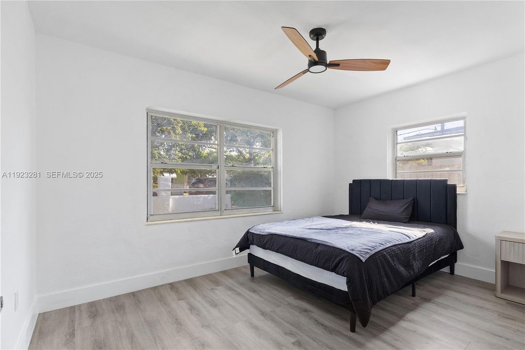 For Rent: $4,500 (4 beds, 2 baths, 2321 Square Feet)