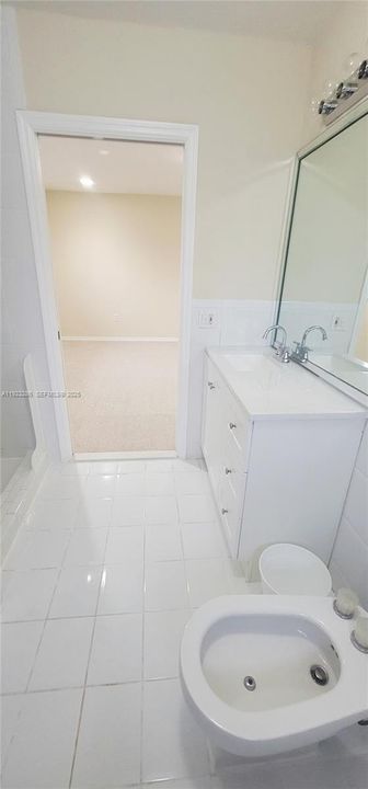 For Rent: $4,350 (4 beds, 3 baths, 2094 Square Feet)