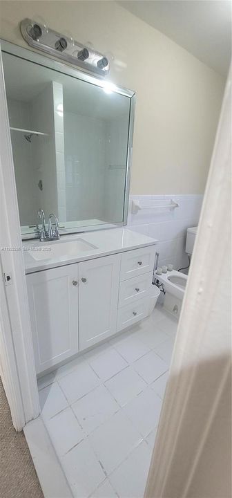 For Rent: $4,350 (4 beds, 3 baths, 2094 Square Feet)