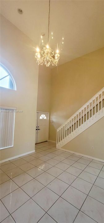 For Rent: $4,350 (4 beds, 3 baths, 2094 Square Feet)