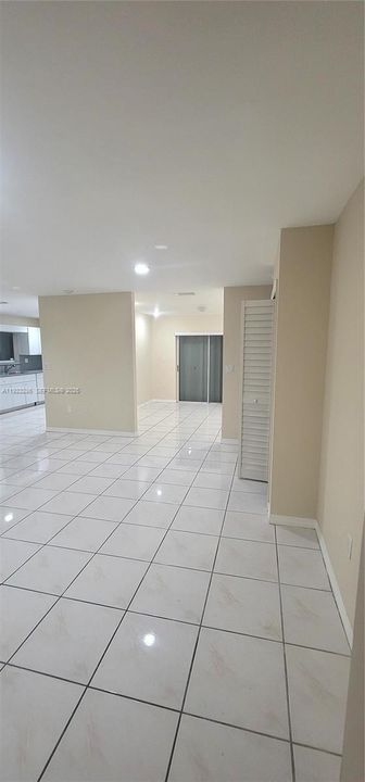 For Rent: $4,350 (4 beds, 3 baths, 2094 Square Feet)