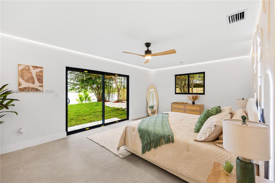 For Sale: $1,475,000 (3 beds, 2 baths, 2112 Square Feet)