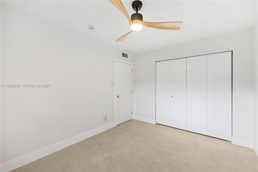 For Sale: $1,475,000 (3 beds, 2 baths, 2112 Square Feet)