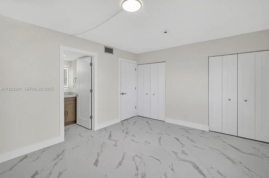 For Sale: $339,000 (2 beds, 2 baths, 1144 Square Feet)