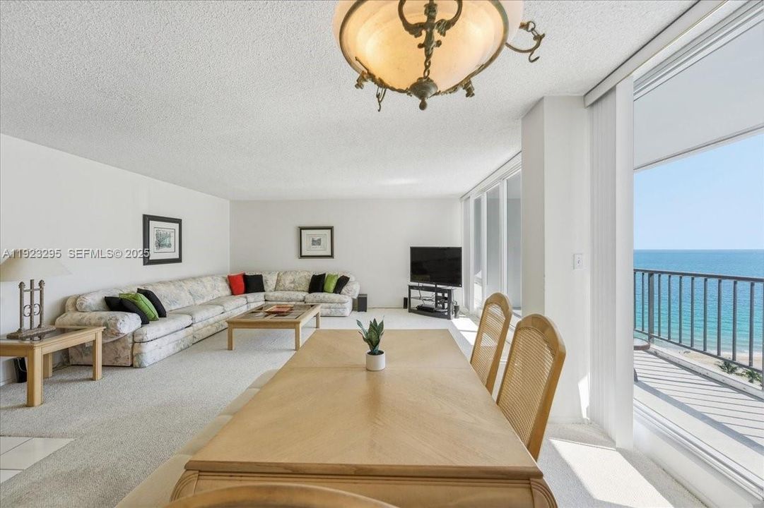 待售: $668,000 (2 贝兹, 2 浴室, 1650 平方英尺)