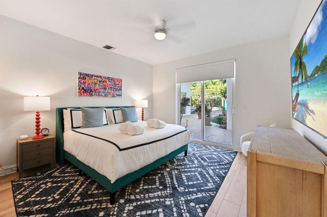 Guest Bedroom 01