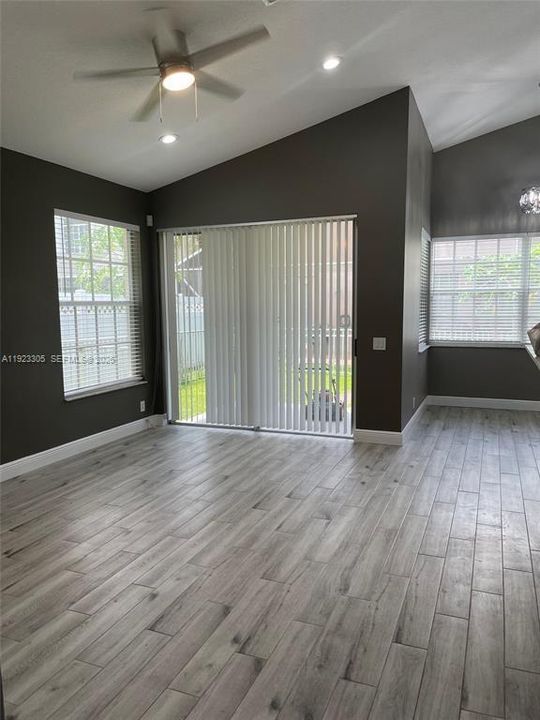 For Sale: $600,000 (3 beds, 2 baths, 1884 Square Feet)