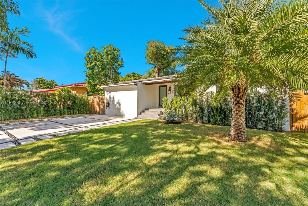 На продажу: $1,495,000 (3 спален, 2 ванн, 1538 Квадратных фут)