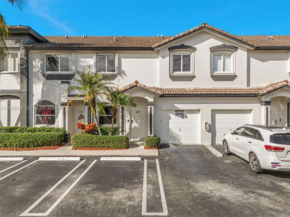 В аренду: $2,850 (4 спален, 2 ванн, 1846 Квадратных фут)