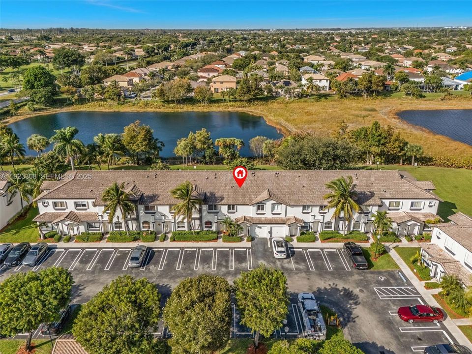 В аренду: $2,850 (4 спален, 2 ванн, 1846 Квадратных фут)