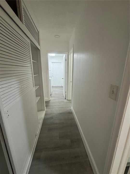 出租: $2,600 (3 贝兹, 2 浴室, 2304 平方英尺)