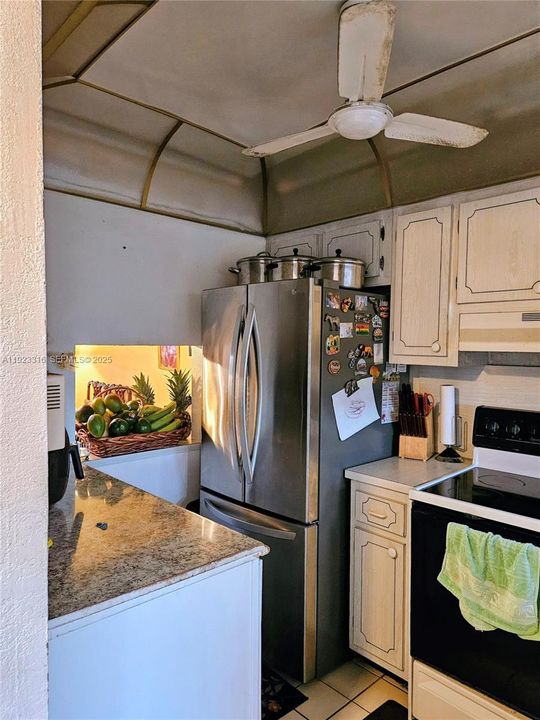 For Sale: $120,000 (2 beds, 2 baths, 850 Square Feet)