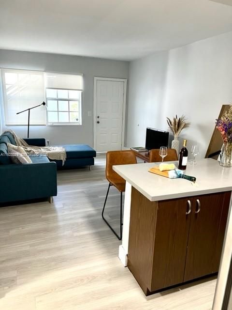 В аренду: $1,970 (1 спален, 1 ванн, 537 Квадратных фут)