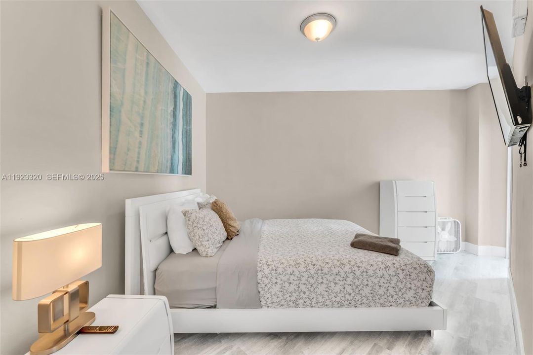 En Venta: $520,000 (1 camas, 1 baños, 1070 Pies cuadrados)