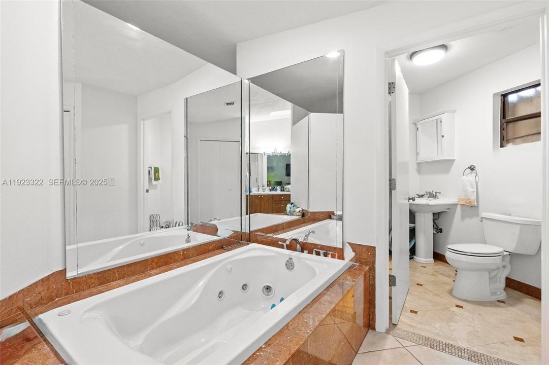 Active With Contract: $809,000 (4 beds, 3 baths, 2495 Square Feet)