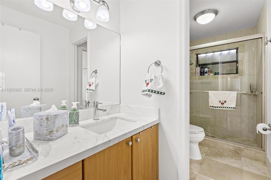 Active With Contract: $809,000 (4 beds, 3 baths, 2495 Square Feet)