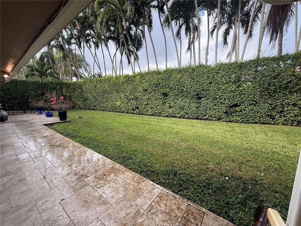 For Sale: $809,000 (4 beds, 3 baths, 2495 Square Feet)