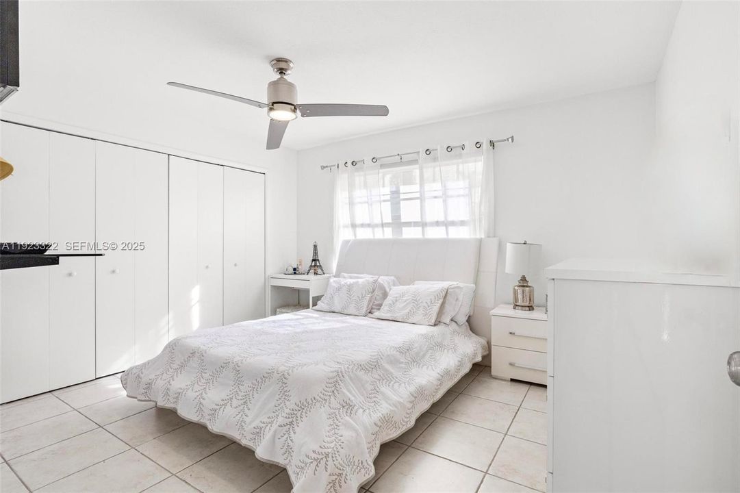 Active With Contract: $809,000 (4 beds, 3 baths, 2495 Square Feet)