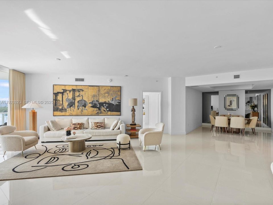 En Venta: $1,299,000 (2 camas, 3 baños, 1801 Pies cuadrados)