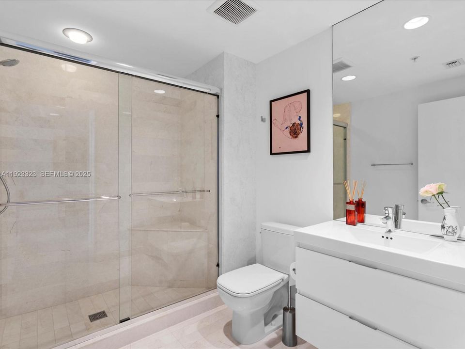 En Venta: $1,299,000 (2 camas, 3 baños, 1801 Pies cuadrados)