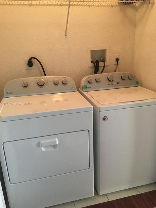 For Rent: $3,500 (3 beds, 3 baths, 1462 Square Feet)