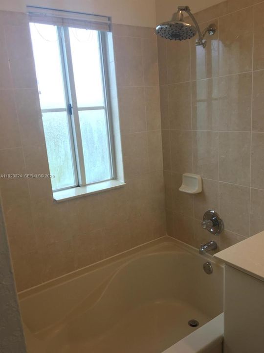 For Rent: $3,500 (3 beds, 3 baths, 1462 Square Feet)