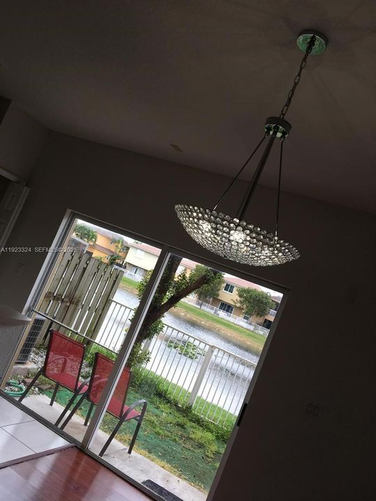 For Rent: $3,500 (3 beds, 3 baths, 1462 Square Feet)