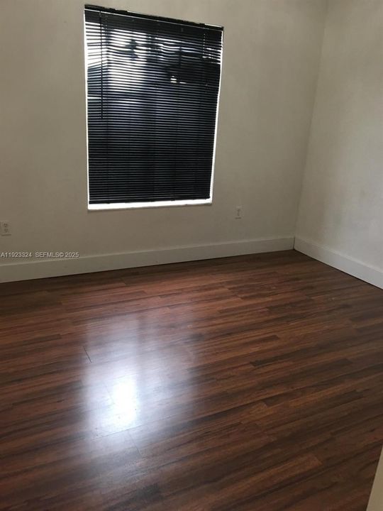 For Rent: $3,500 (3 beds, 3 baths, 1462 Square Feet)
