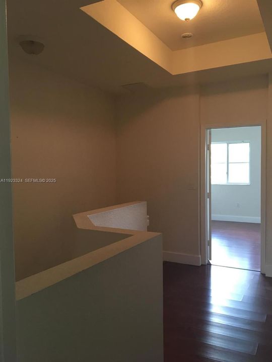 For Rent: $3,500 (3 beds, 3 baths, 1462 Square Feet)