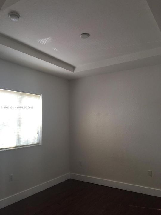 For Rent: $3,500 (3 beds, 3 baths, 1462 Square Feet)