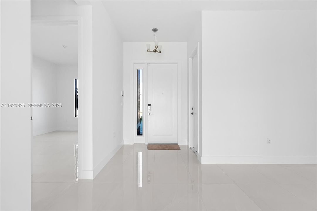 For Rent: $16,000 (5 beds, 5 baths, 3876 Square Feet)