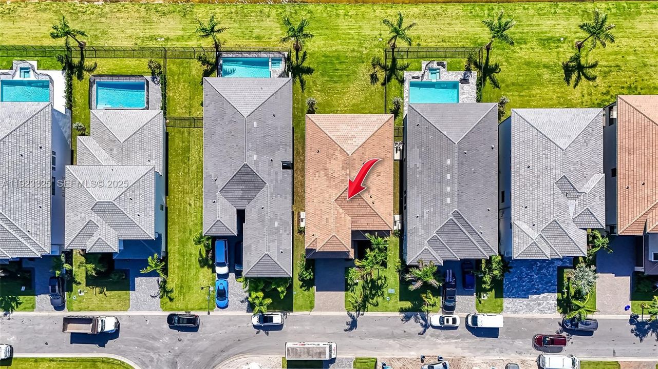 For Rent: $16,000 (5 beds, 5 baths, 3876 Square Feet)