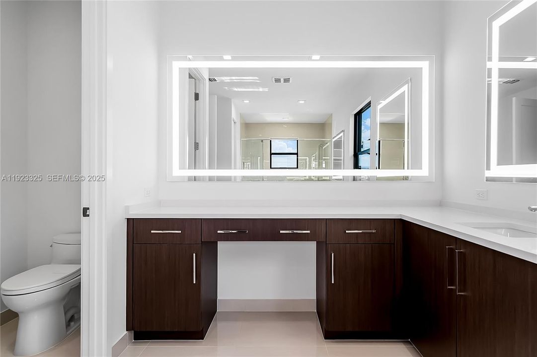 For Rent: $16,000 (5 beds, 5 baths, 3876 Square Feet)