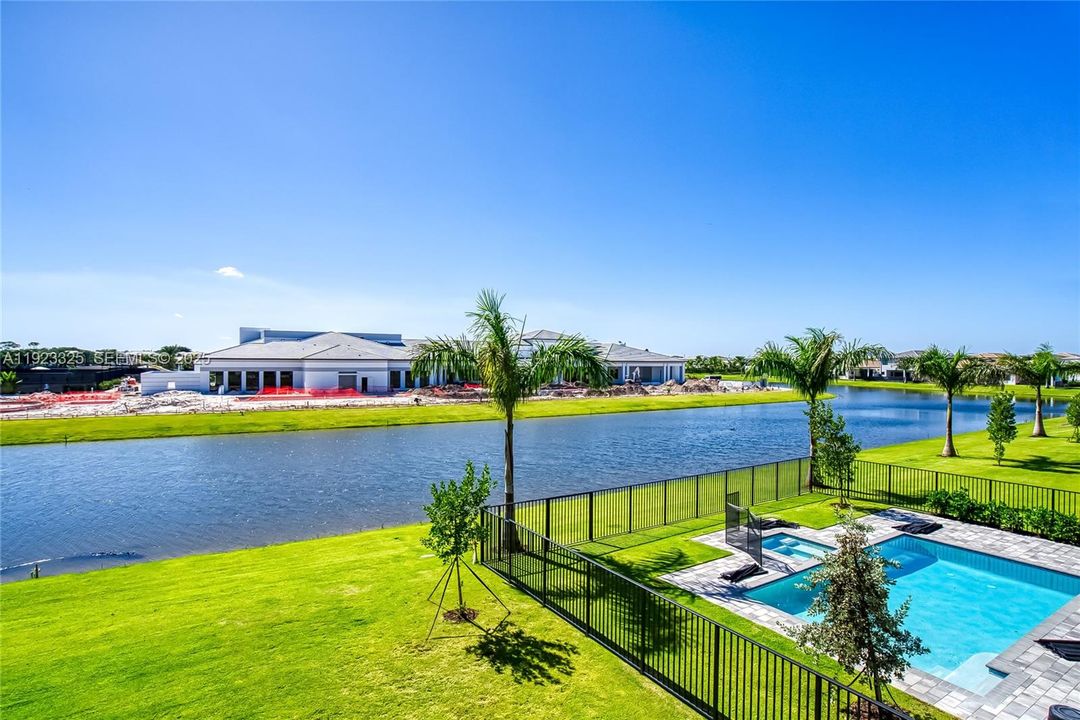 For Rent: $16,000 (5 beds, 5 baths, 3876 Square Feet)