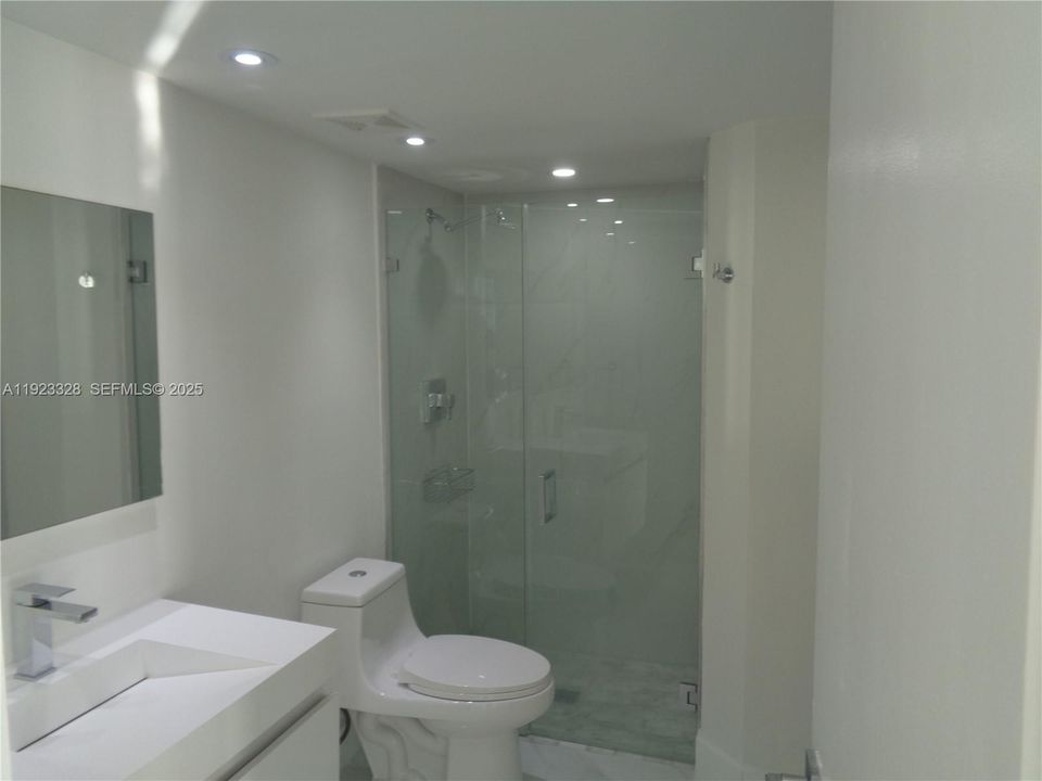 For Rent: $3,000 (2 beds, 2 baths, 1316 Square Feet)