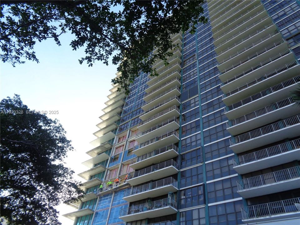 For Rent: $3,000 (2 beds, 2 baths, 1316 Square Feet)