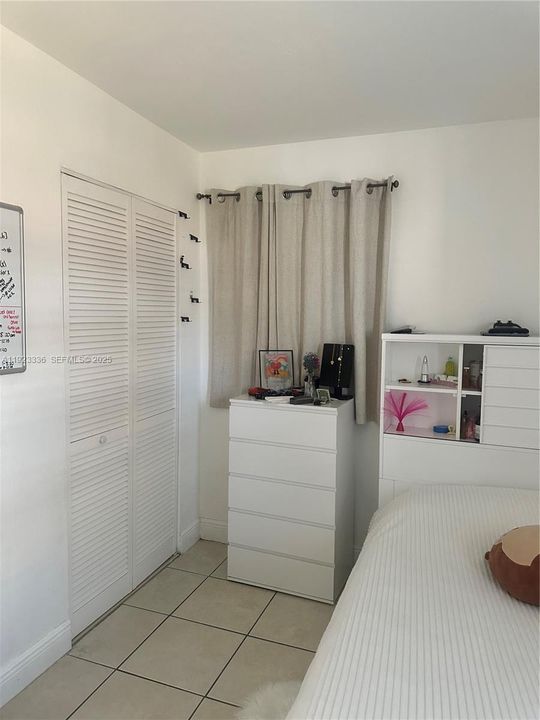 出租: $2,700 (3 贝兹, 1 浴室, 1410 平方英尺)