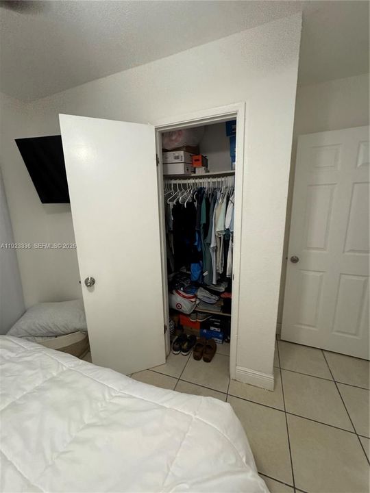 出租: $2,700 (3 贝兹, 1 浴室, 1410 平方英尺)