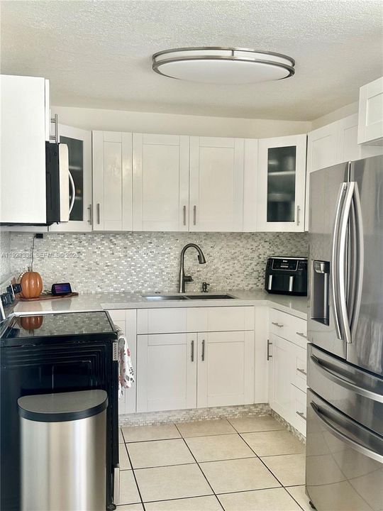 出租: $2,700 (3 贝兹, 1 浴室, 1410 平方英尺)